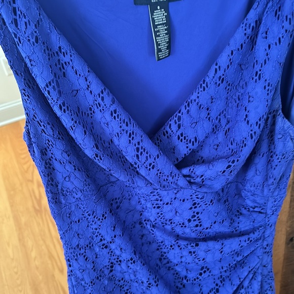 Beautiful CHAPS size 6 Women’s V-Neck Lace Sleeveless Dress - Picture 6 of 9